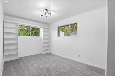 2305 Burcham St, Kelso, WA 98626 - Photo 17