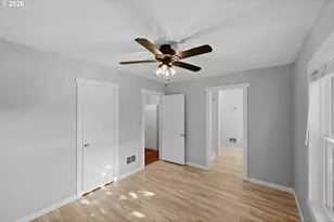 1707 Hayes St, North Bend, OR 97459 - Photo 15