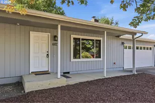 1390 Buck St, Eugene, OR 97402 - Photo 3
