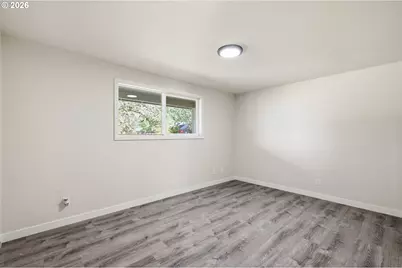 1390 Buck St, Eugene, OR 97402 - Photo 15