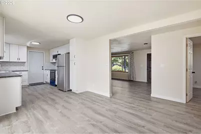 1390 Buck St, Eugene, OR 97402 - Photo 5