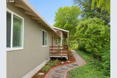 631 Terrace Ln, Sutherlin, OR 97479 - Photo 15
