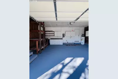 631 Terrace Ln, Sutherlin, OR 97479 - Photo 17