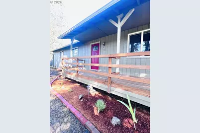 631 Terrace Ln, Sutherlin, OR 97479 - Photo 1