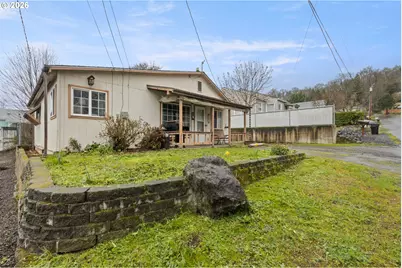 1718 NW Crouch St, Roseburg, OR 97471 - Photo 27