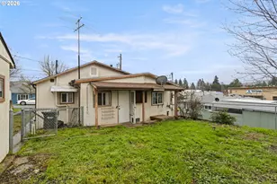 1718 NW Crouch St, Roseburg, OR 97471 - Photo 25