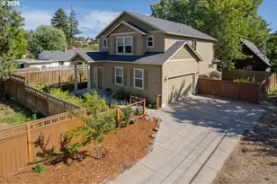 1148 W 21st Ave, Eugene, OR 97405 - Photo 1