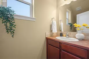 1148 W 21st Ave, Eugene, OR 97405 - Photo 9