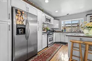 11465 SW Fairfield St, Beaverton, OR 97005 - Photo 13