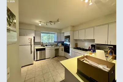 4230 SW Hewett Blvd, Portland, OR 97221 - Photo 7