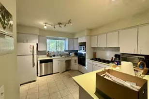4230 SW Hewett Blvd, Portland, OR 97221 - Photo 7