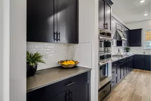 11701 SW Hayrick Ter, Beaverton, OR 97007 - Photo 15