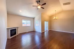 1586 NE Grandhaven St, McMinnville, OR 97128 - Photo 13