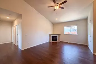 1586 NE Grandhaven St, McMinnville, OR 97128 - Photo 17