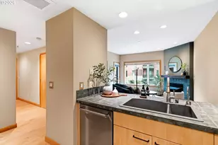 400 W 8th St, Vancouver, WA 98660 - Photo 11