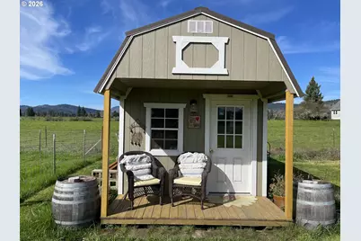 6404 Lookingglass Rd, Roseburg, OR 97471 - Photo 33