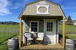 6404 Lookingglass Rd, Roseburg, OR 97471 - Photo 33