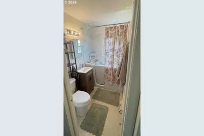 6404 Lookingglass Rd, Roseburg, OR 97471 - Photo 45