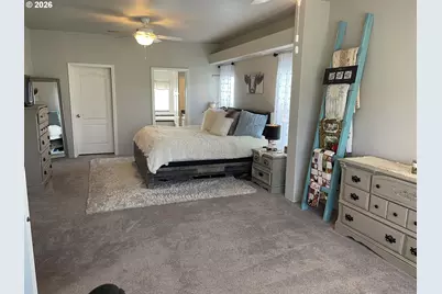 6404 Lookingglass Rd, Roseburg, OR 97471 - Photo 17