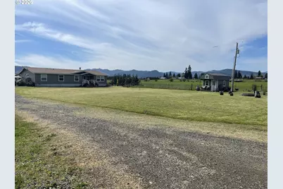 6404 Lookingglass Rd, Roseburg, OR 97471 - Photo 1