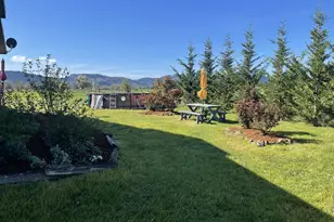 6404 Lookingglass Rd, Roseburg, OR 97471 - Photo 3