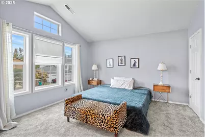 1742 NE Blue Heron Dr, Portland, OR 97211 - Photo 23