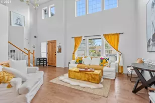 1742 NE Blue Heron Dr, Portland, OR 97211 - Photo 5