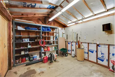 870 Hobbs Rd, Hood River, OR 97031 - Photo 37