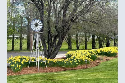 870 Hobbs Rd, Hood River, OR 97031 - Photo 3