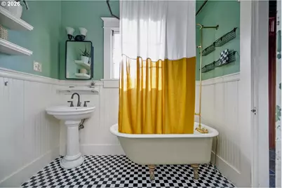 1229 SE 34th Ave, Portland, OR 97214 - Photo 29