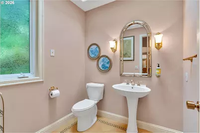 25906 E Highview Dr, Welches, OR 97067 - Photo 11