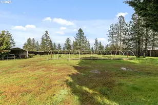 107 Patton Bar Rd, Cave Junction, OR 97523 - Photo 35