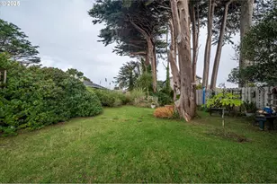 535 Harrison Ave SW, Bandon, OR 97411 - Photo 37