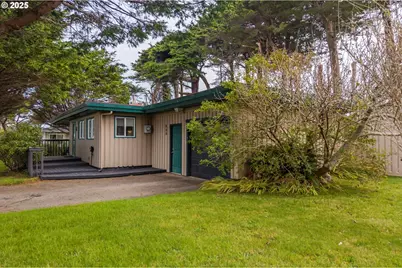 535 Harrison Ave SW, Bandon, OR 97411 - Photo 3