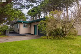 535 Harrison Ave SW, Bandon, OR 97411 - Photo 3