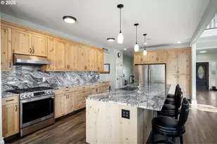 785 Mathis Hill Rd, Yoncalla, OR 97499 - Photo 23