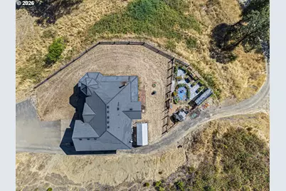 785 Mathis Hill Rd, Yoncalla, OR 97499 - Photo 43