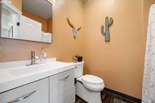 785 Mathis Hill Rd, Yoncalla, OR 97499 - Photo 29