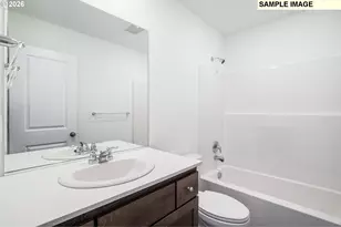 5766 Bainbridge Rd, Eugene, OR 97402 - Photo 15