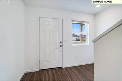 5766 Bainbridge Rd, Eugene, OR 97402 - Photo 3