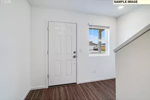 5766 Bainbridge Rd, Eugene, OR 97402 - Photo 3