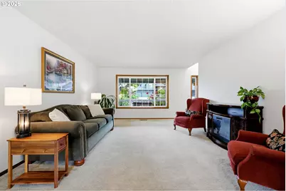 611 SE Lovrien Pl, Gresham, OR 97080 - Photo 13