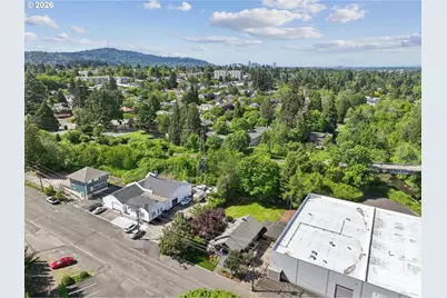 2105 SE Ochoco St, Portland, OR 97222 - Photo 43