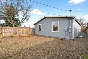 110 S Harrison St, Newberg, OR 97132 - Photo 39