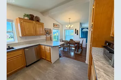 3220 Crescent Ave #28, Eugene, OR 97408 - Photo 15