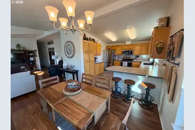 3220 Crescent Ave #28, Eugene, OR 97408 - Photo 9