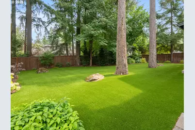 915 Oak Ter, Lake Oswego, OR 97034 - Photo 21