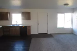 1044 NE Emerald Dr, Hermiston, OR 97838 - Photo 21