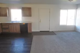 1044 NE Emerald Dr, Hermiston, OR 97838 - Photo 19