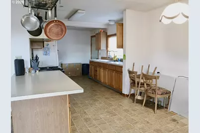 59720 Highway 26, John Day, OR 97845 - Photo 11